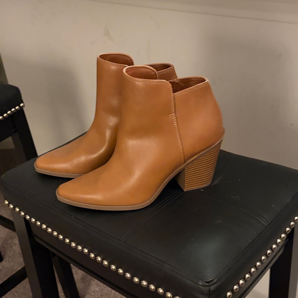 a.n.a Classic Brown Ankle Booties